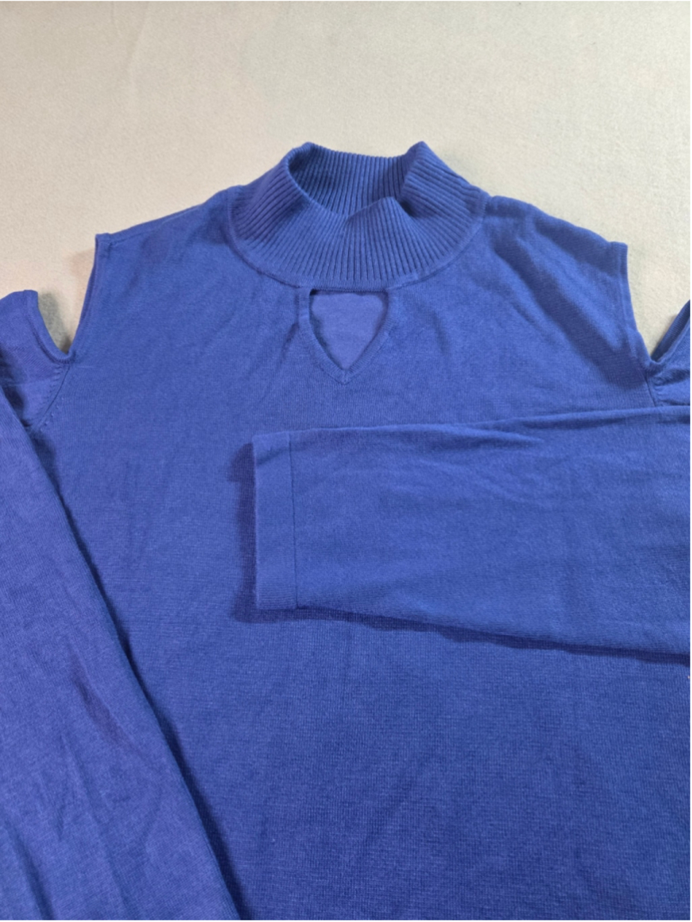 Women's Susan Graver Long Sleeve Cold Shoulder Top Blue Size L